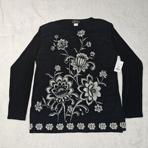 Carina Flower sweater Size M.